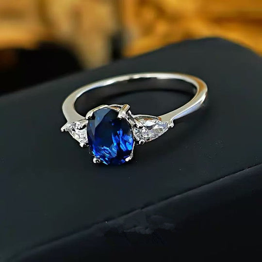 Marin Thorneau Ring | Guld 16k