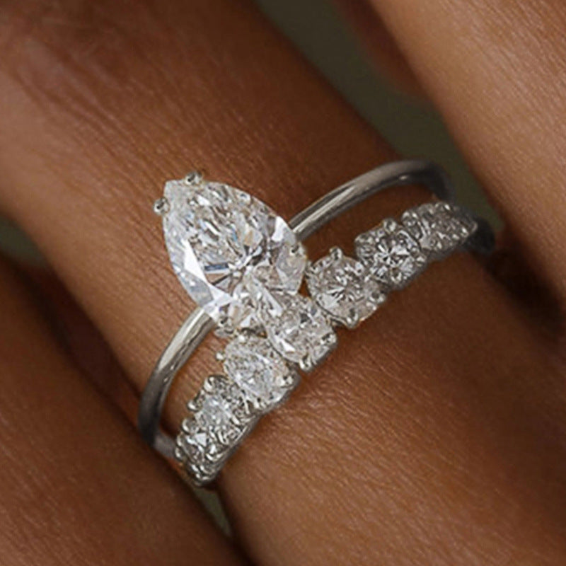 Vivienne Hartley Ring | Hvidguld 18k