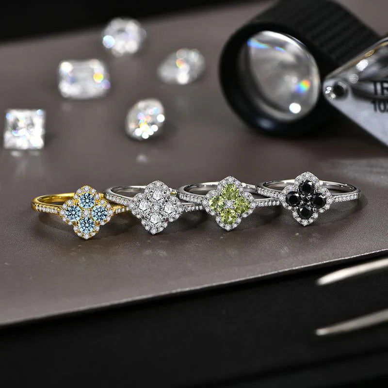 Soraya Clover Ring Grøn | Hvidguld 18k